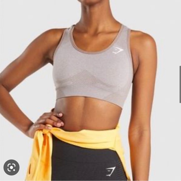Gymshark vital seamless taupe bra - size M - Picture 3 of 3